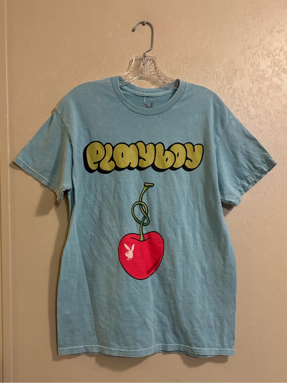 NWT PLAYBOY women’s Retro Cherry Print Graphic Tee sz M